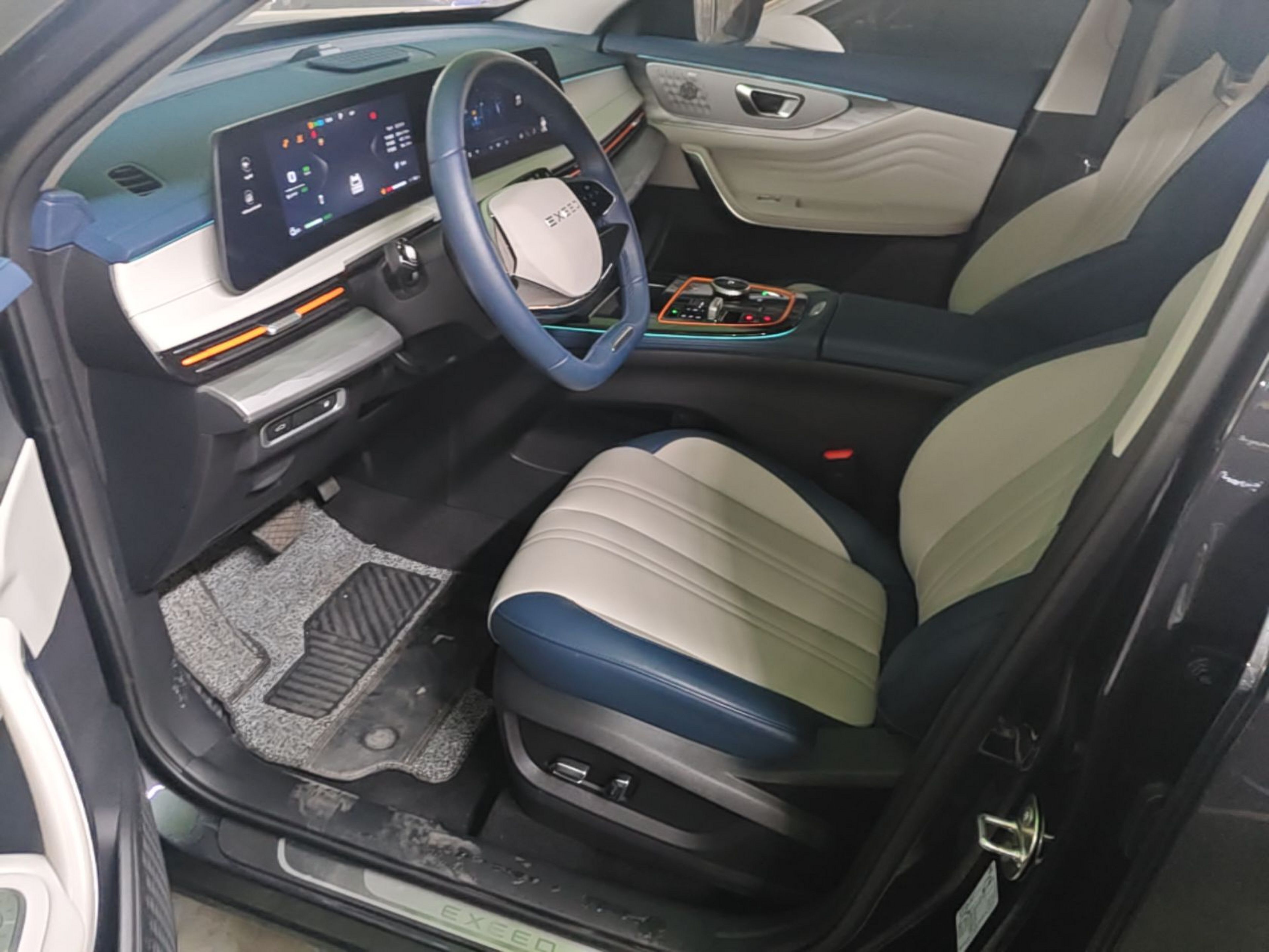 Interior delantero