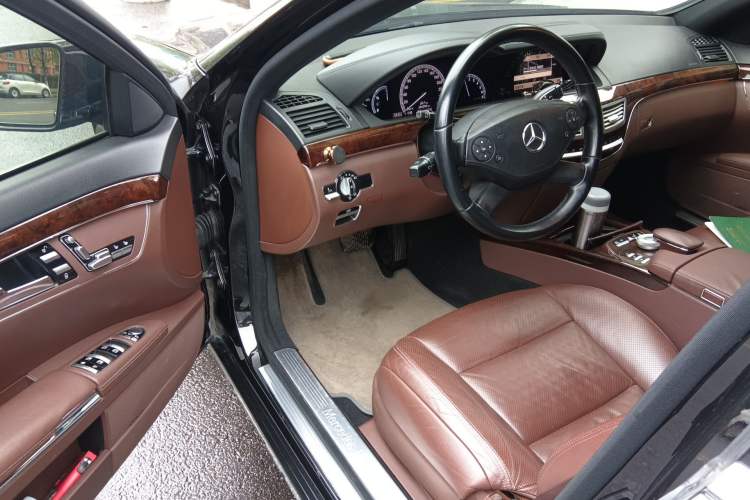 Used Mercedes-Benz S-Class 2011 S 350 L CGI Driver Seat