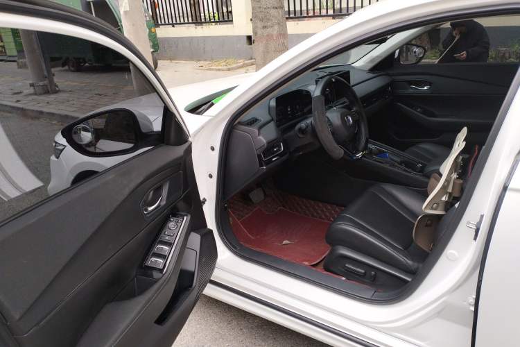 Used Honda Inspire 2023 260TURBO Deluxe Edition Driver Seat