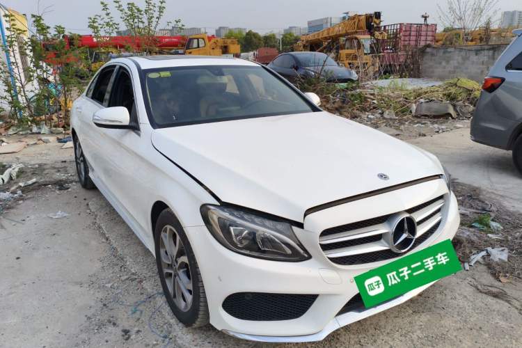 Used Mercedes-Benz C-Class 2018 C 180 L Fashion Edition Sport Version Front Right 45 Deg