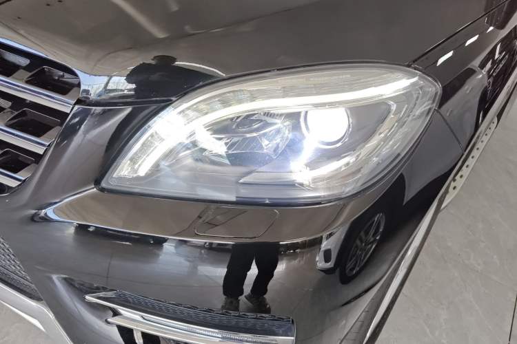 Used Mercedes-Benz M-Class 2014 ML 320 4MATIC
