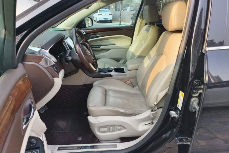 Used Cadillac SRX 2015 3.0L Elite Model Left Front Seat