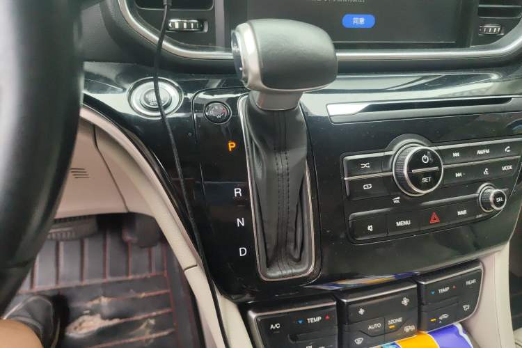 Used GAC Trumpchi M8 2018 320T Luxury Edition
