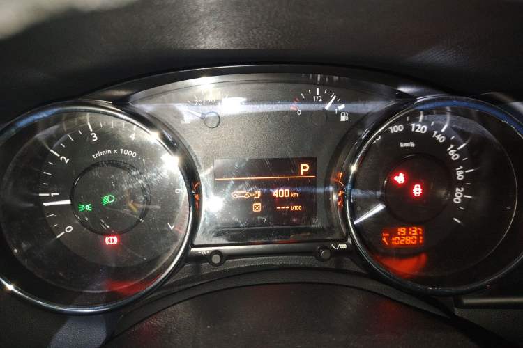 Used Peugeot 3008 2013 1.6THP Automatic Prestige Edition Instrument Cluster