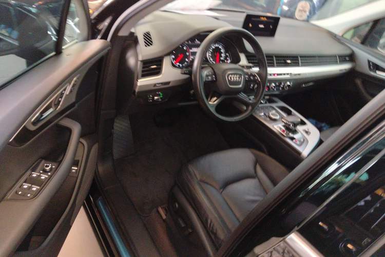 Used Audi Q7 2016 3.0 TFSI parallel import
