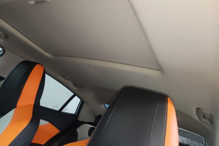 Used Dongfeng Aeolus Yixuan 2023 Mach Edition 1.5L Automatic Chasing Shadow Version
