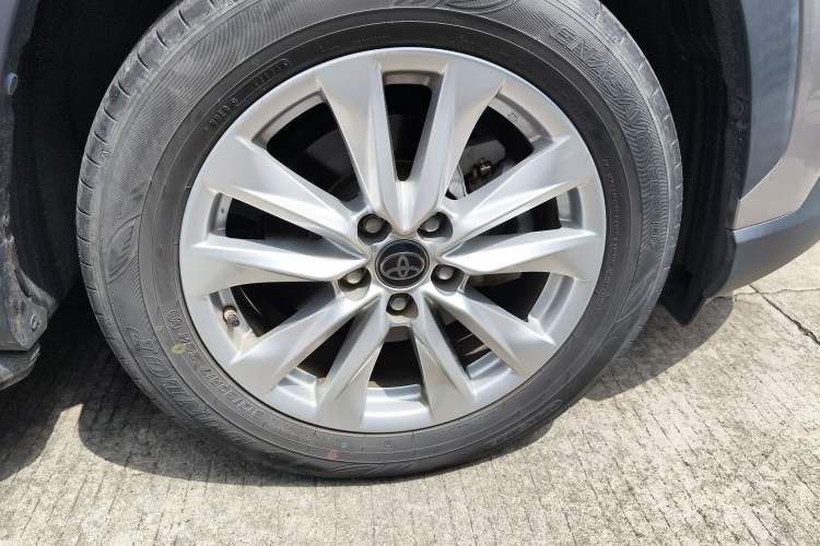 Used Toyota Corolla Cross 2023 2.0L Pioneer Edition
