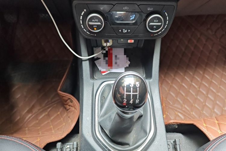 Used FAW Senya R7 2018 R7C 1.6L Manual Luxury Model
