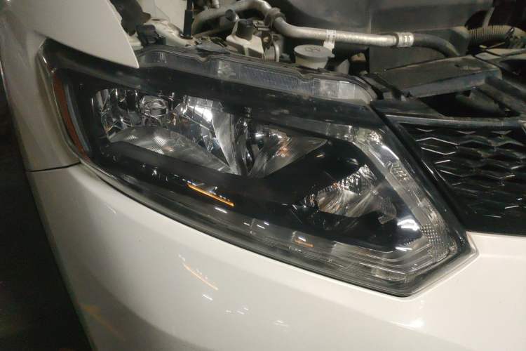 Used Nissan X-Trail 2014 2.5L CVT Luxury Edition 4WD
