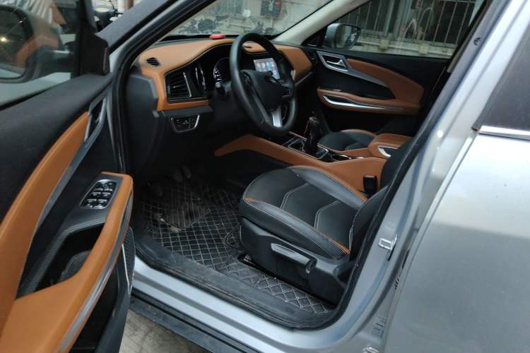 Used Zotye T300 2017 1.5L Manual Luxury Model
