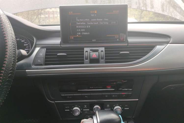 Used Audi A6L 2014 TFSI Comfort Model Audio And AC Panel