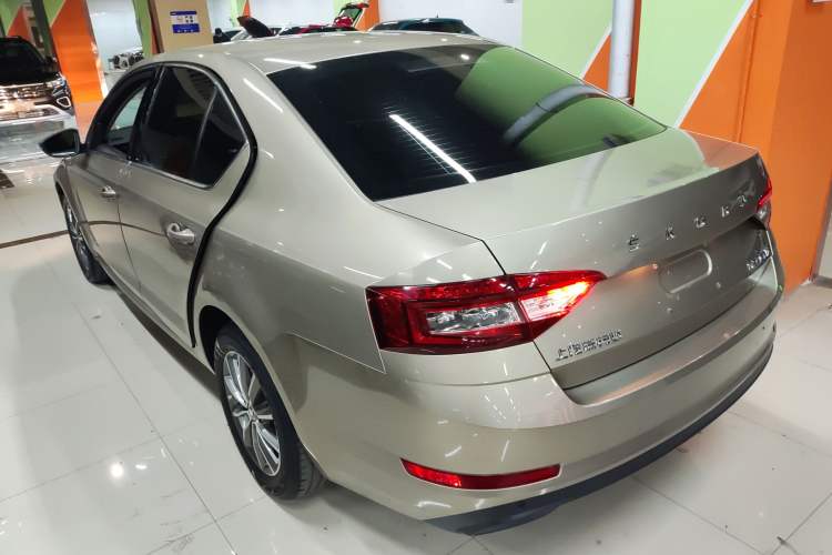 Used Skoda Octavia 2022 1.5L Automatic Comfort Edition Rear Left 45 Deg