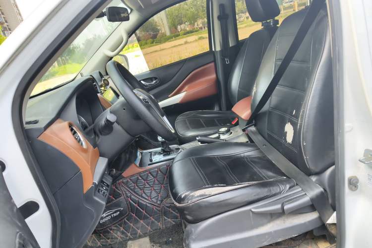 Used Dongfeng Ruichi 6 2020 2.3T Automatic 2WD Diesel Luxury Version China VI Standard Long Cargo Bed M9T
