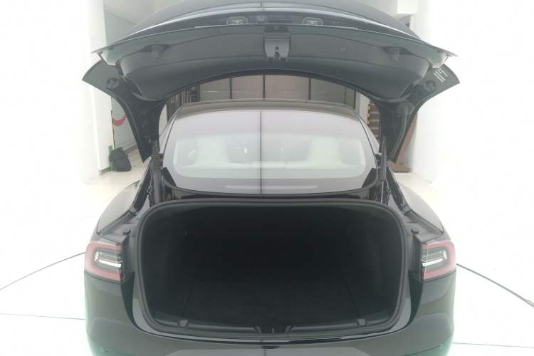 Used Tesla Model 3 2022 Performance High-Performance All-Wheel-Drive Version