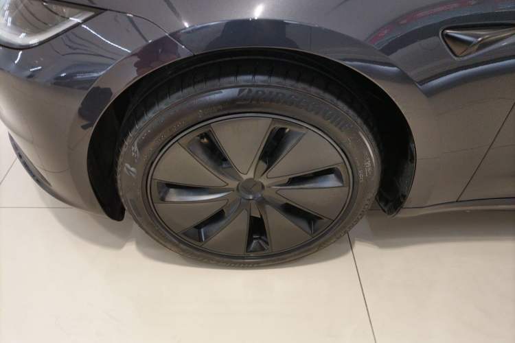 Used Tesla Model 3 2025 Rear-Wheel-Drive Version