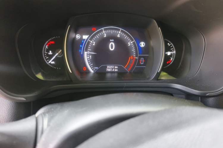 Used Renault Kadjar 2017 2.0L Two-Wheel Drive Luxury Edition
