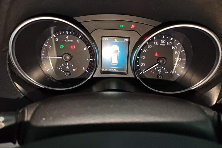 Used Haval H6 Coupe 2015 Blue Label 2.0T Manual Two-Wheel-Drive Elite Model