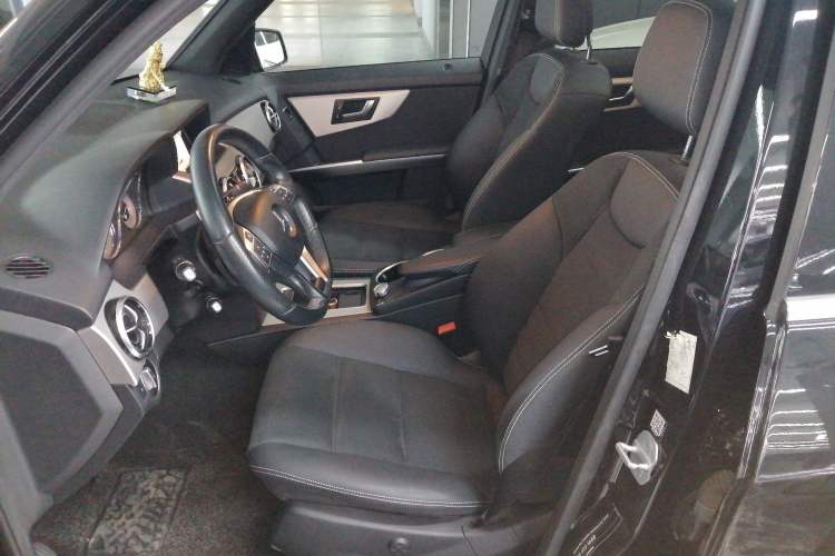 Used Mercedes-Benz GLK-Class 2015 GLK 300 4MATIC Fashion Edition Ultimate Version
