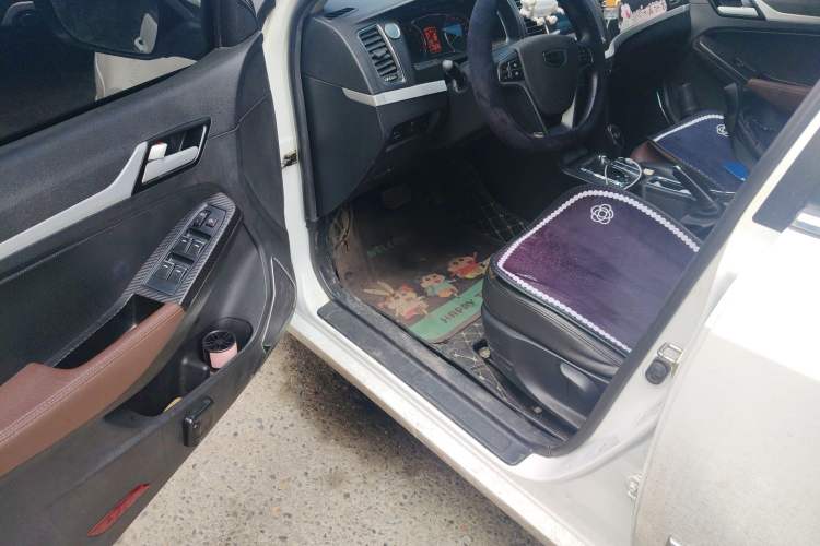 Used Geely Auto Vision 2016 1.5L Automatic Happiness Edition Driver Seat