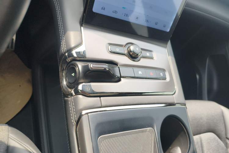 Used Nio EC6 2020 615 km Performance Edition Gear Lever