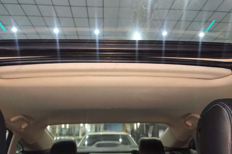 Used Honda Civic 2019 220TURBO CVT Dynamic Edition China VI Emission Standard Headliner