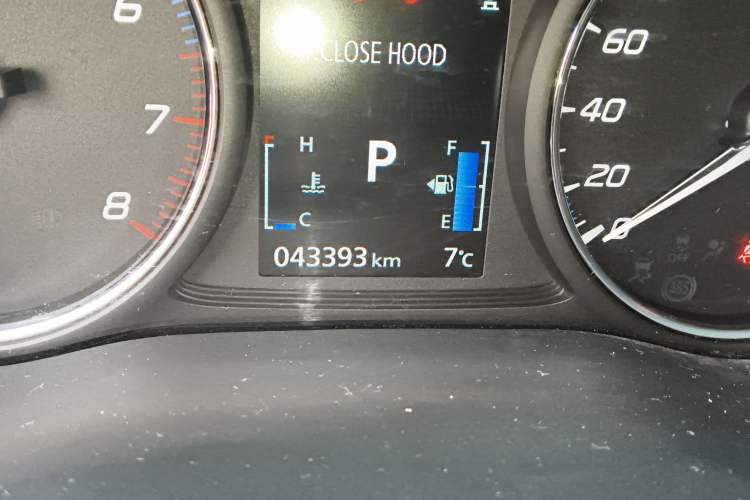 Used Mitsubishi Outlander 2016 2.4L 4x4 Luxury Edition 7-Seater