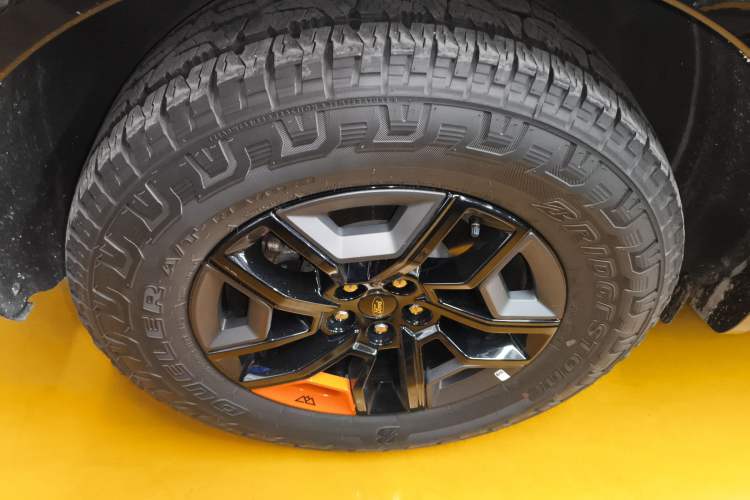 Used Ford Explorer 2023 EcoBoost 285 Kunlun Peak Edition 6-Seater