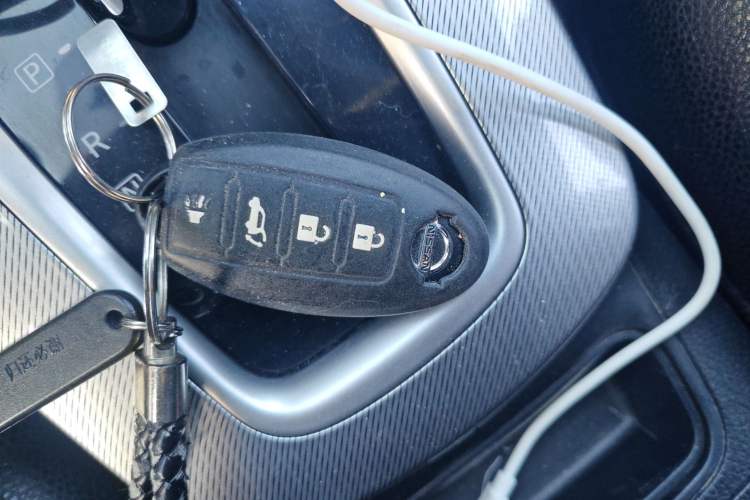 Used Nissan Sylphy 2014 1.6XV CVT Deluxe Edition
