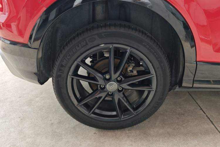 Used Audi Q2L 2018 35 TFSI Fashion Dynamic Version China V Emission Standard Right Rear Wheel Hub