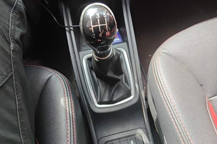 Used Haval H1 2016 Blue Label 1.5L Manual Urban Model
