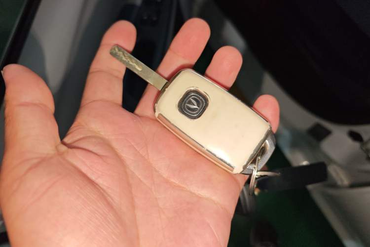 Used CHANGAN Benni E-Star 2021 National Edition Colorful Version Lithium Iron Phosphate (31.86 kWh) Vehicle Key