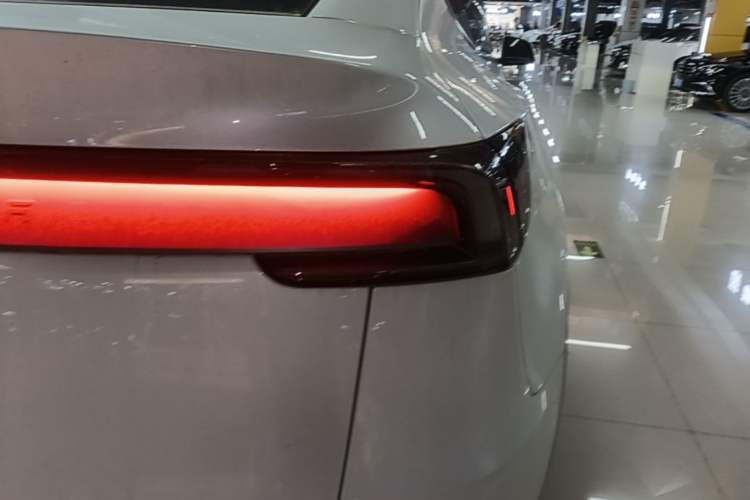 Used Tesla Model Y 2025 Rear-Wheel Drive First Edition