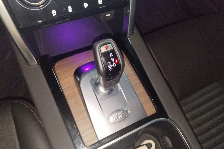 Used Land Rover Discovery Sport New Energy 2022 Facelifted P300e Plug-in Hybrid Electric Version
