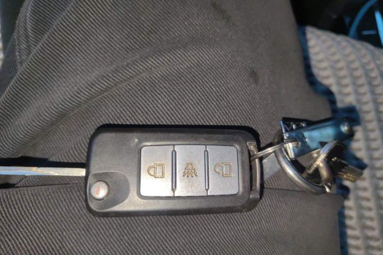 Used Huanghai N3 2018 2.4T Manual Two-Wheel Drive Prestige Edition 4K22D4T
