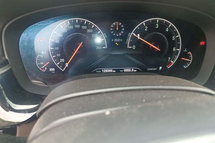 Used BMW 5 Series 2019 Restyled 525Li M Sport Package Odometer Close Up