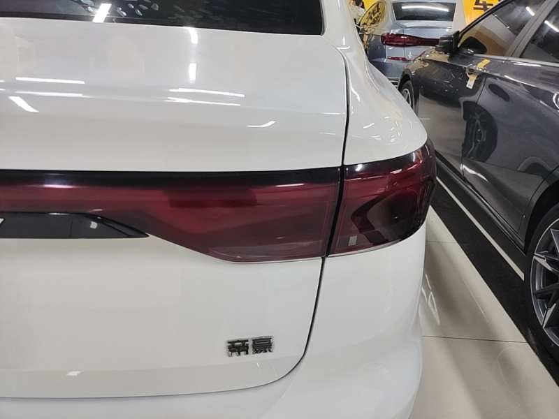 Used Geely Auto Emgrand 2022 4th Generation 1.5L CVT Luxury Model – Premium — 7