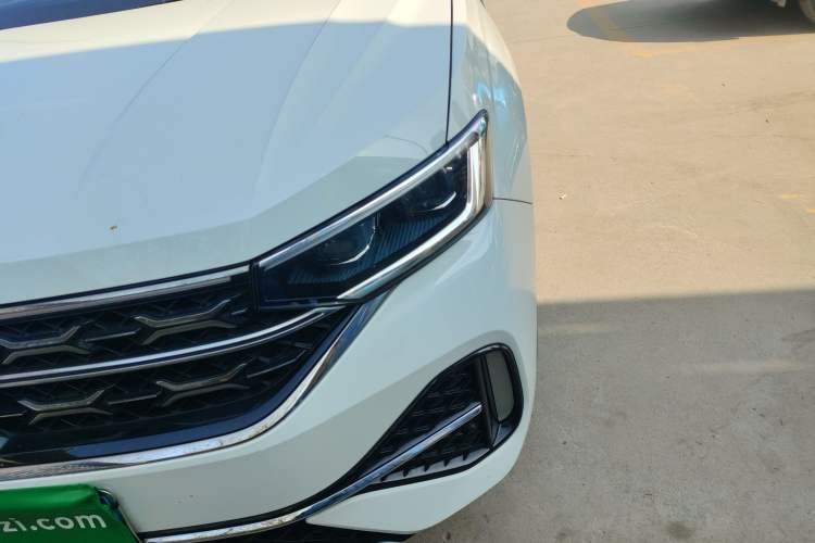 Used Volkswagen Tayron X 2023 330TSI Two-Wheel-Drive Prestige High-Energy Version Left Front Headlight