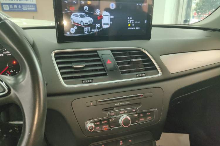 Used Audi Q3 2017 35 TFSI Fashion Model
