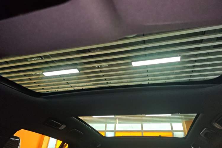 Used Li Auto L8 2023 Pro Model
