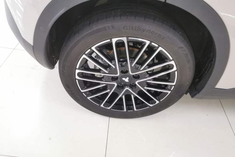 Used firefly 2025 Illuminated Edition
