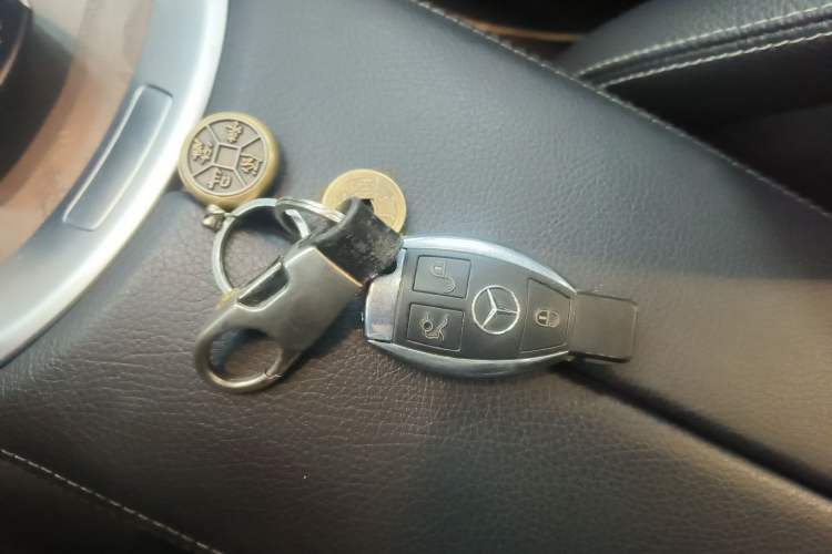 Used Mercedes-Benz GLC 2019 Refreshed GLC 300 L 4MATIC Dynamic Edition
