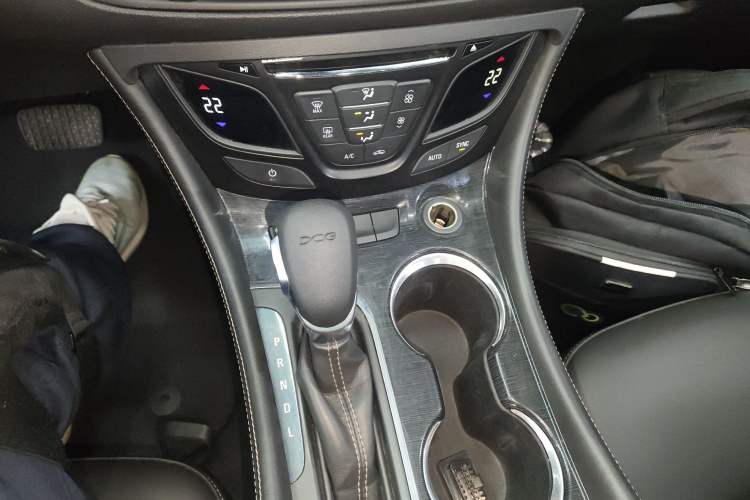 Used Buick Envision 2017 20T Two-Wheel Drive Leading Version Gear Lever