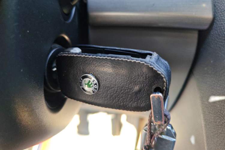 Used Skoda Octavia 2012 1.6L Manual Yijie Edition