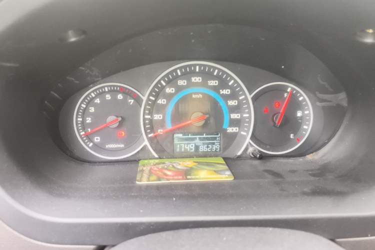 Used Wuling Rongguang V 2016 1.5L Practical Version Non-Power-Assisted Instrument Cluster