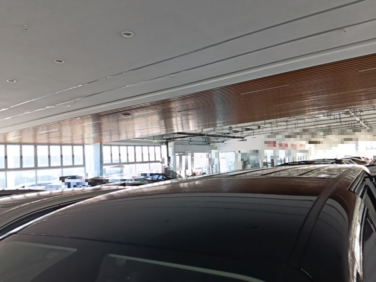 Geely Galaxy LEVC L380 2025 570 km Excellence Edition — снимка 7