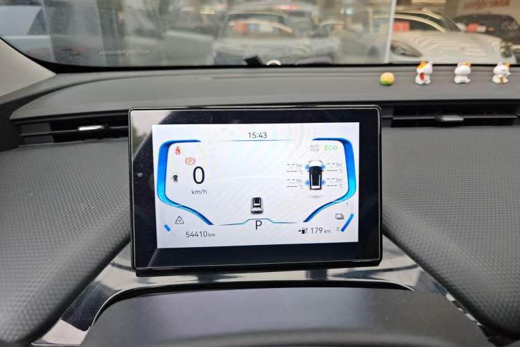 Used Chery New Energy Boundless Pro 2022 301km LingShou Edition Lithium Iron Phosphate