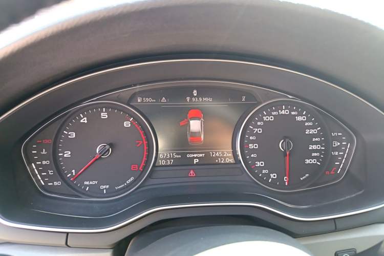 Used Audi A4L 2019 40 TFSI Ambition Version China V