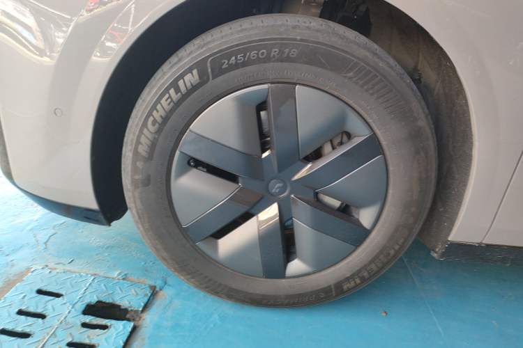 Used Li Auto MEGA 2024 Ultra Model
