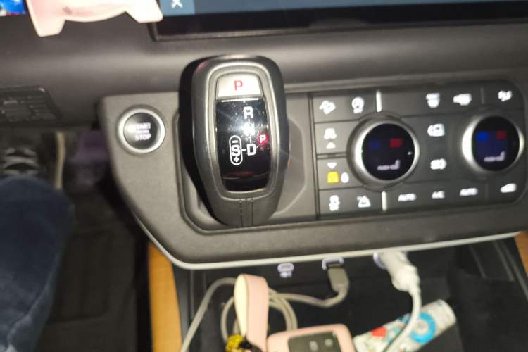 Used Land Rover Defender 2022 90 2.0T P300 X-DYNAMIC HSE