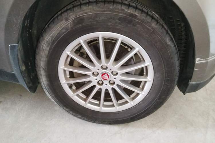 Used Jaguar F-PACE 2016 2.0T Two-Wheel Drive Urban Luxury Edition
